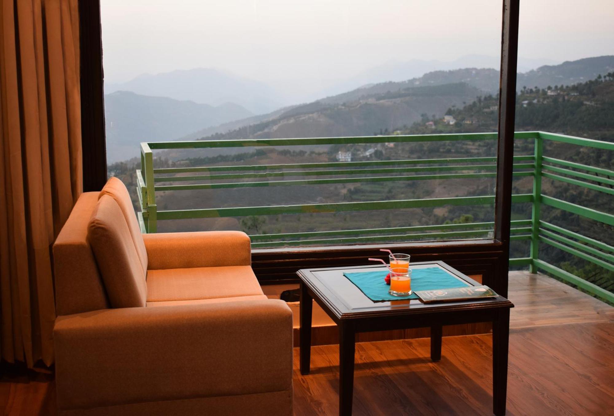 Aachman Nature Valley Resort Mashobra By Naina Staycation- Private Parking - Balcony And Valley View Rooms Σίμλα Εξωτερικό φωτογραφία